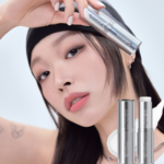 پرایمر استیکی بی نقص ABOUT TONE Blur Lasting Stick Primer - Image 6