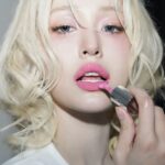 لیپ گلاس شیشه ای و براق GLYF Glue Gloss - Image 52
