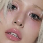 لیپ گلاس شیشه ای و براق GLYF Glue Gloss - Image 47