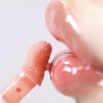 لیپ گلاس شیشه ای و براق GLYF Glue Gloss - Image 60