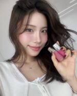 لیپ گلاس شیشه ای و براق GLYF Glue Gloss - Image 10