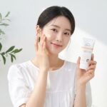 کرم ضدآفتاب تون آپ فاندیشن فری ‏BBMEII GLEAMER - Image 2